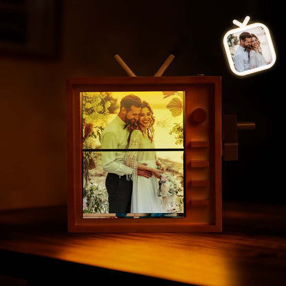 MadeMine large 16x16cm personalized photo flipbook frame with hand-crank animation and built-in light, ideal for custom gifts.