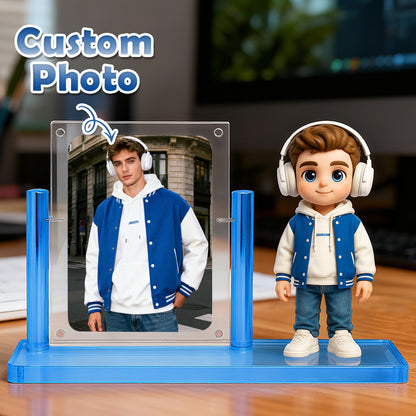 Custom 3D mini figure of one person made from eco-resin, personalized keepsake by MadeMine, shown in a detailed close-up.